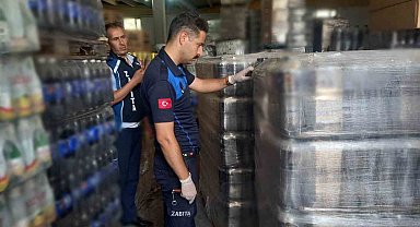 Mardin Büyükşehir Belediyesi zabıta ekipleri tarihi geçmiş ürünlere el koydu