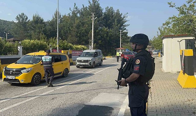 Marmaris ve Datça'ya 25 bin araç giriş yaptı