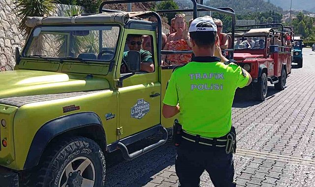 Marmaris'te trafik denetimleri aralıksız sürüyor