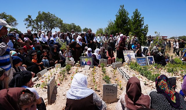 Mazıdağı'nda yangın faciasında hayatını kaybeden 10 kişi anıldı