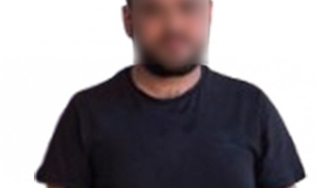 Merdivende çocuğunu tekmeleyen cani baba adliyeye sevk edildi