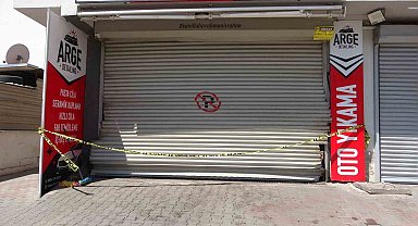 Mersin'de 3 genç, oto yıkama dükkanında ölü bulundu