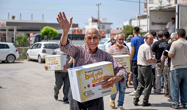 Mersin'de arıcılara ve üreticilere bal gibi destek