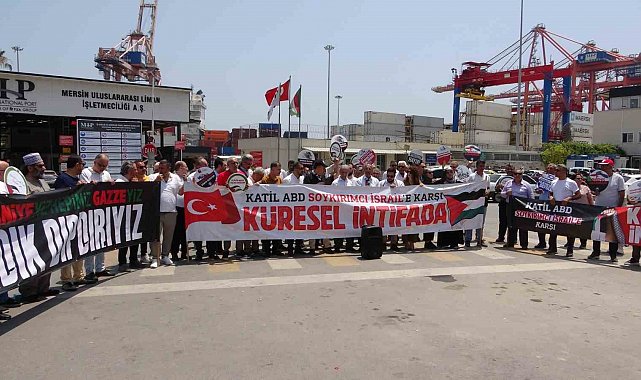 Mersin'de, İsrail'in 'Madleen' gemisine müdahalesi protesto edildi