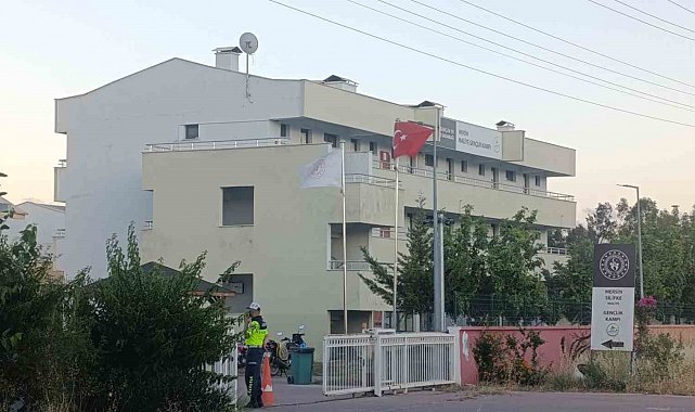 Mersin'de kampta denize giren 2 öğrenci hayatını kaybetti
