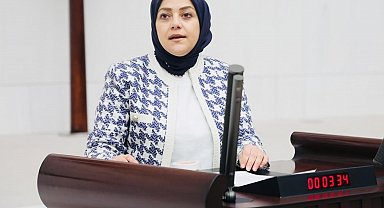 Milletvekili Ün, halk otobüsünde saldırıya uğrayan tesettürlü kadınla görüştü