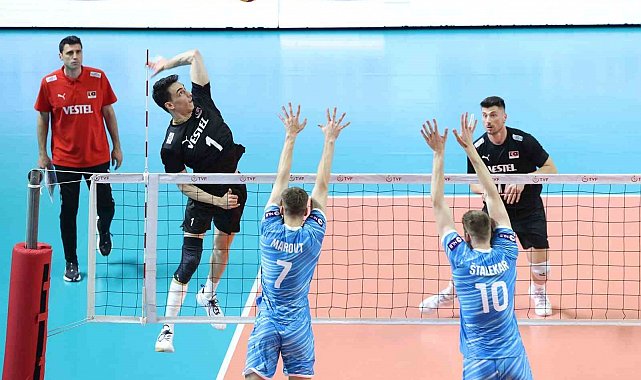 Milliler, filede Slovenya'ya mağlup oldu