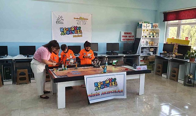 Minik Akıncılar takımı Türkiye'yi Singapur'da temsil edecek