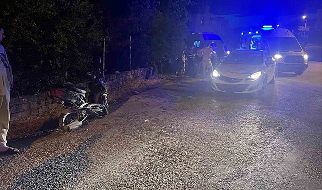 Motosiklet ile otomobil çarpıştı: 2 yaralı