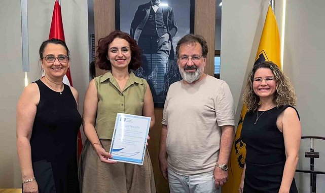 MTK Muğla Teknoloji ve Kültür Koleji'ne AB onaylı 'Avrupa Mavi Okul' unvanı