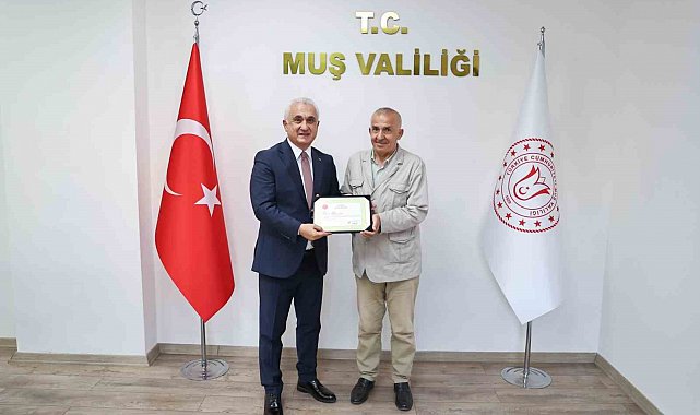 Muş Valiliği makam şoförü emekliye ayrıldı