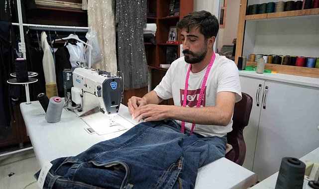 Muş'ta bayram öncesi terzilerde yoğunluk