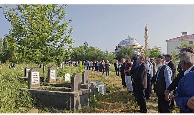 Muş'ta bayramlaşmada uzun kuyruklar oluştu