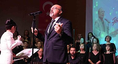 Neşet Ertaş Keçiören'de türkülerle anıldı