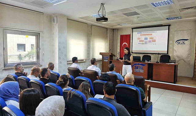 Niğde SGK personeline iş sağlığı ve güvenliği eğitimi verildi