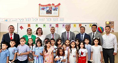 Niğde'de 68 bin 913 öğrenci karne heyecanı yaşadı