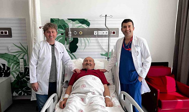 Niğde'de kalp cerrahisinde bir ilk: Aort replasmanı ve bypass aynı anda yapıldı