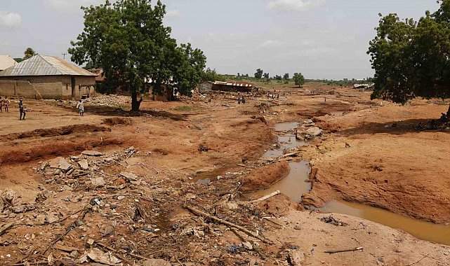 Nijerya'daki sel felaketinde can kaybı 160'a yükseldi