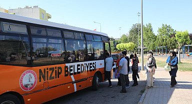 Nizip Belediyesi'nden YKS adaylarına ulaşım desteği