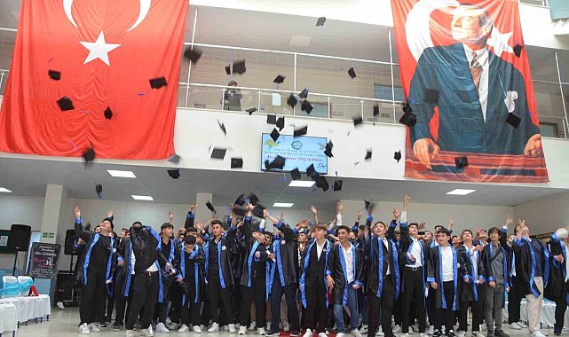 Nuran-Celal Gülşen MTAL'de mezuniyet coşkusu