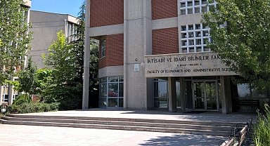 ODTÜ mezuniyetinde dansöz skandalı