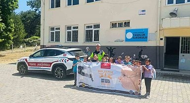 Öğrencilere trafik kuralları anlatıldı