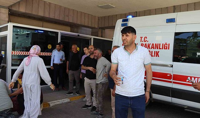 Oltu'da taş ocağı çöktü: 3 ölü