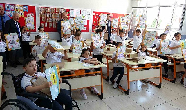 Ordu'da 128 bin 570 öğrenci karne heyecanı yaşadı