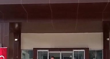 Otobüsün bagaj kısmında 10 düzensiz göçmen yakalandı