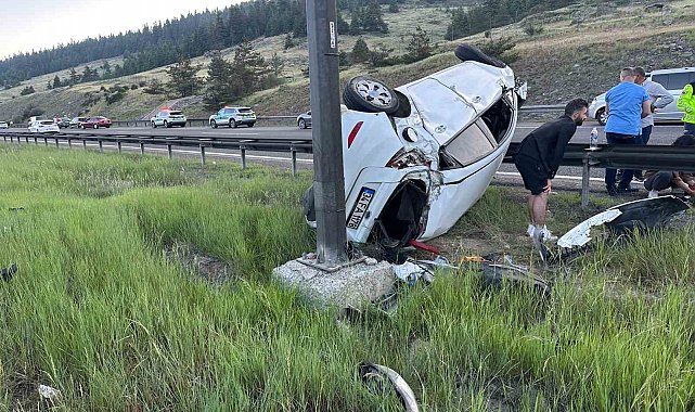 Otoyolda takla attı: 2 yaralı