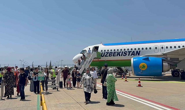 Özbekistan'dan Gazipaşa-Alanya Havalimanı'na ilk direkt uçuş gerçekleşti