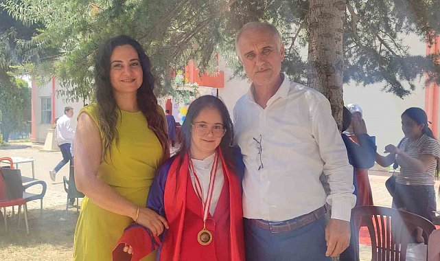 Özel çocuklar mezuniyet coşkusu yaşadı