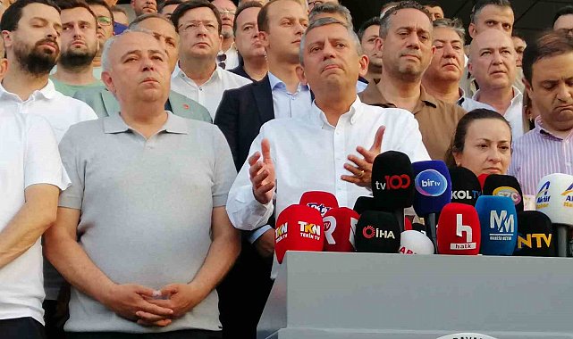 Özgür Özel: "Ben aklımın yarısını kaybettim, kalbimin yarısını kaybettim"