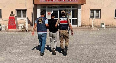 Patnos'ta "Kasten Öldürme" suçundan 15 yıl kesinleşmiş hapis cezası bulunan bir kişi yakalandı.