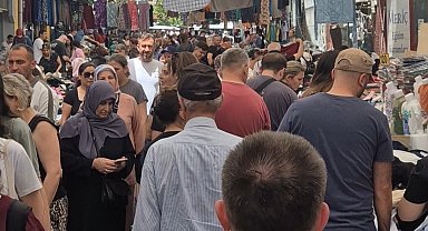Pazarda bayram yoğunluğu