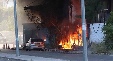 Plastik fabrikasında yangın: Dumanlar gökyüzünü kapladı