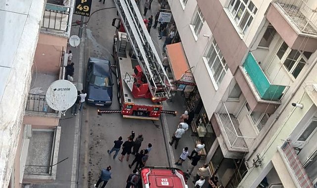 Polatlı'da bina yangını: Mahsur kalanlar kurtarıldı