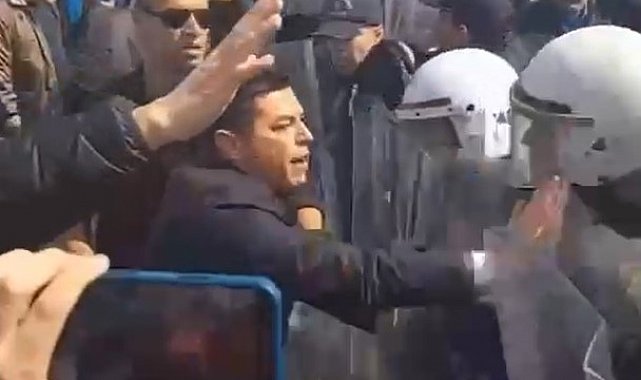 Polis barikatına saldıran CHP'li başkana kamu davası