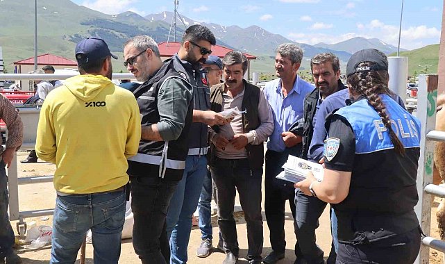 Polisten vatandaşa dolandırıcılık ve sahte para ikazı