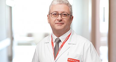 "Kalp ve böbrek hastaları sıcak çarpmasına karşı daha dikkatli olmalı"