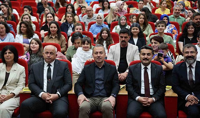 "Sivas Maarif Orkestrası" ilk konserini verdi