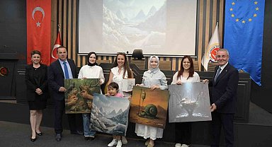 "Yeni Bir Perspektif: Görünenin Ötesi" yarışmasının kazananları ödüllerini aldı