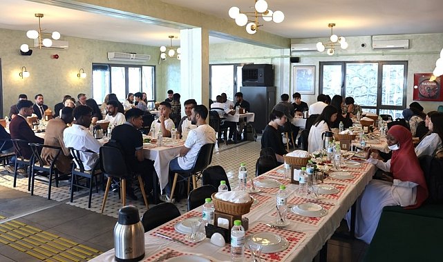 Rektör Özölçer, Karaelmas TÖMER Kahvaltısı'nda kültür elçileriyle buluştu