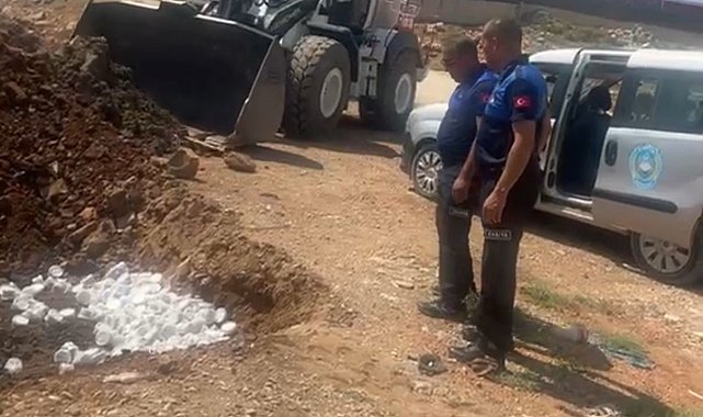 Reyhanlı'da insan sağlığını tehdit eden lokum ve gıda ürünleri imha edildi