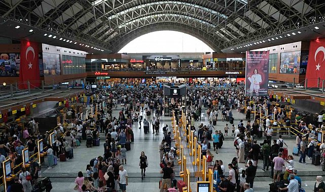Sabiha Gökçen Havalimanı 'Türkiye'nin En Değerli Markaları' listesinde 8 basamak yükseldi