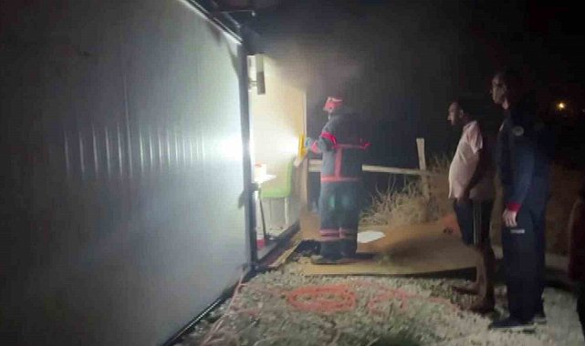 Sakarya'da kahvehanede yangın: Kundaklama şüphesi üzerinde duruluyor