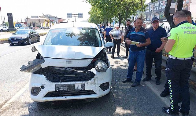 Samsun'da 4 araçlı zincirleme trafik kazası: 2 yaralı