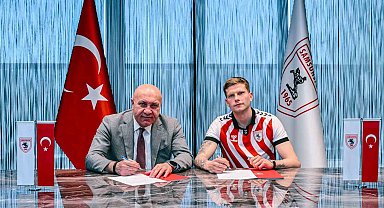 Samsunspor, Logi Tomasson ile 4+1 yıllık sözleşme imzaladı