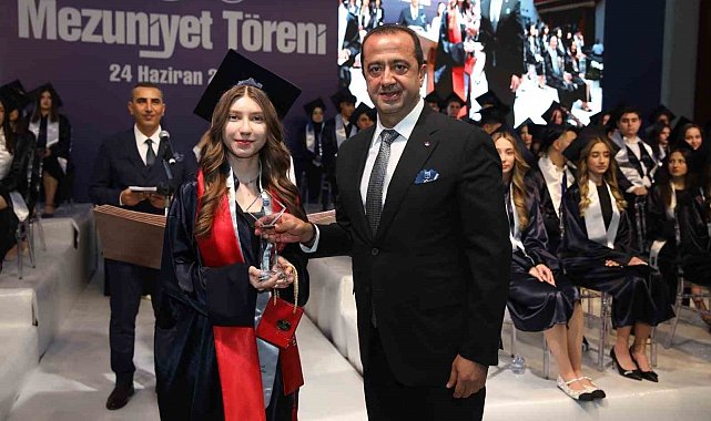 SANKO Okulları'nda mezuniyet heyecanı