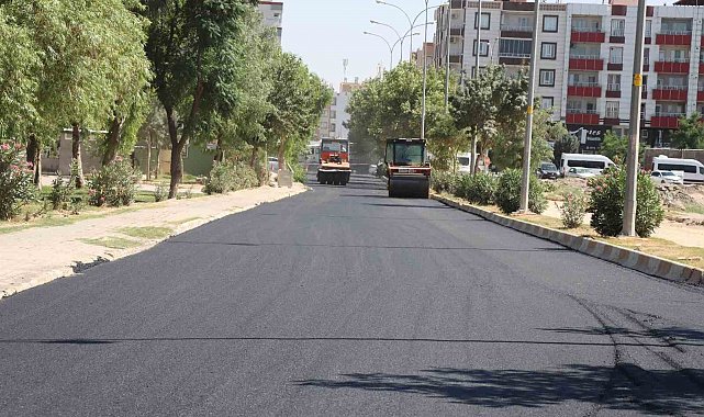Şanlıurfa Büyükşehir asfaltla Viranşehir'in çehresini değiştiriyor